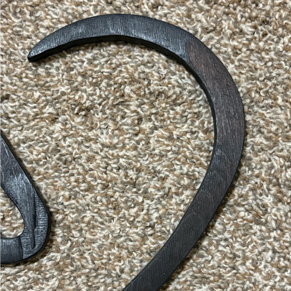Brown/Black (Bay) stained Wood Heart-Shaped Wall Art - Picture 5 of 5
